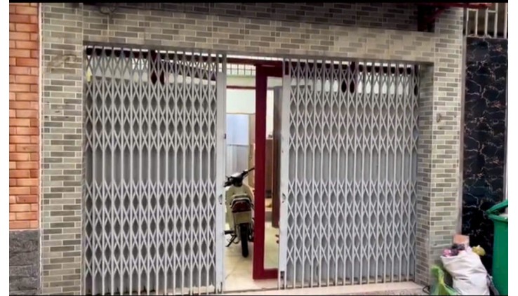 Nhà nguyên căn đối diện chợ Hạnh Thông Tây,đường Quang Trung, Phường 11, Gò Vấp 10 triệu.