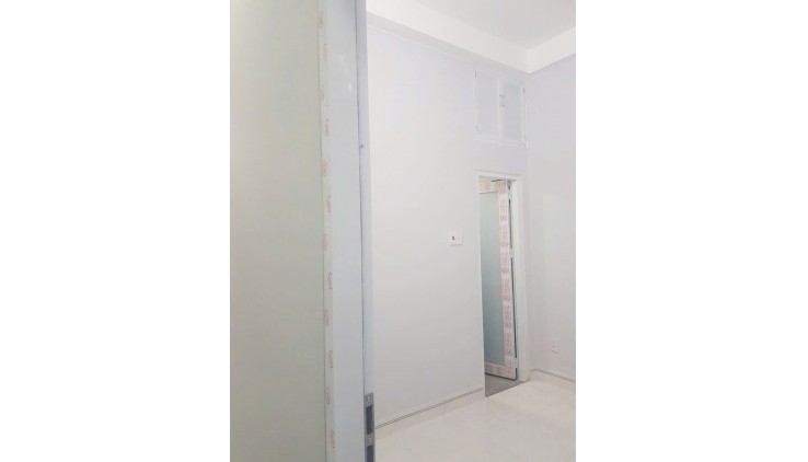 CHDV 4 tầng mới Trần Hưng Đạo Quận 5 70m2 nhỉnh 11 tỷ..
