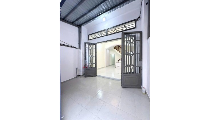 BÁN NHÀ GÒ VẤP_ 50M2_ CÁCH 50M RA XE TẢI TRÁNH_ NHỈNH 4 TỶ.