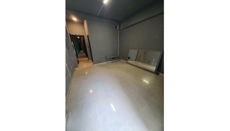 chính chủ cho thuê nhà nguyên căn mặt tiền Sư Vạn Hạnh 13 phòng 53tr