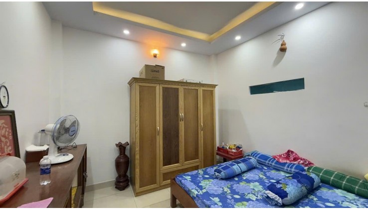 HXT 8M THÔNG - NGUYỄN ẢNH THỦ Q12 - 70M2 - 4TẦNG - 5PN - CHỈ NHỈN 5Tỷ