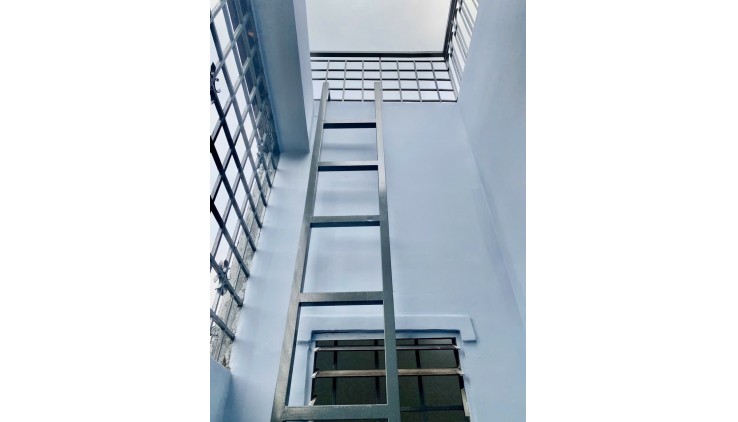 Bán nhà VTKD 8M thông Tân Hương quận Tân Phú 4 x 14- 3tang chỉ 7.3 tỷ tl