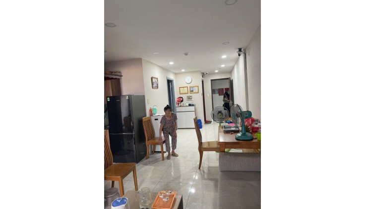 Bán căn hộ mới nhận bàn giao 2 tỷ full thuế phí dt 68m2 2PN tại chung cư Bluesky Trung Tâm Q2