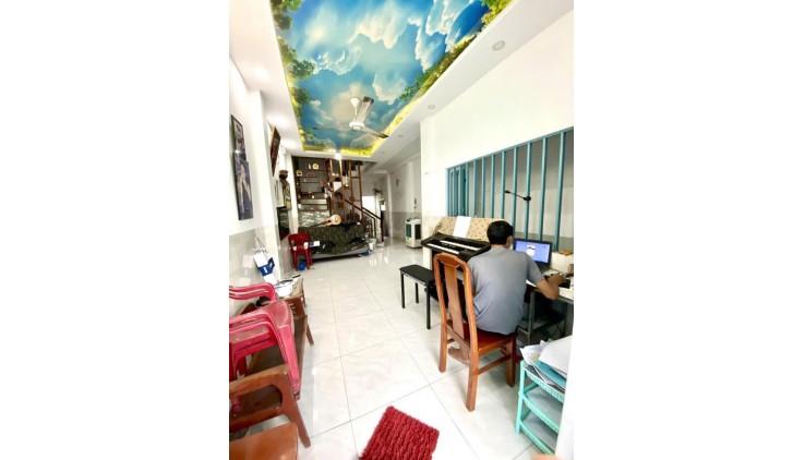 3 TẦNG MỚI Ở NGAY - MẶT TIỀN NHÁNH NGUYỄN THỊ ĐẶNG - XE HƠI NÉ NHAU THÔNG TỨ TUNG - CHỈ HƠN 4 TỶ