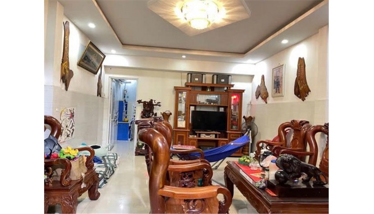 BÁN NHÀ-LÊ TRỌNG TẤN-BÌNH HƯNG HÒA, BÌNH TÂN-132M2-HXH-NHỈNH  7 TỶ - SỔ ĐỎ