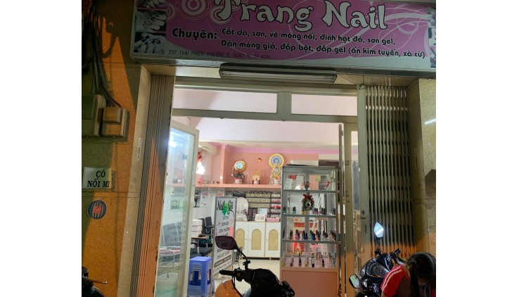 Quận 11 ! HOT HOT ! SANG RẺ TIỆM NAIL MT đường đông – MB 4m x 8m , THUÊ RẺ 9,5 tr ( cọc 12 tr ) , Tel : 0948860867 ( Chính Chủ )