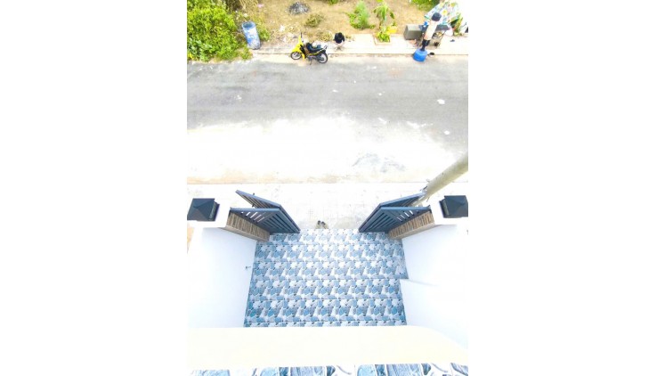 Nhà Mới Xinh, Đón tết, Khu P lô, DTSD 102M2, Đường 10m, có vỉa hè, chỉ 3.15ty