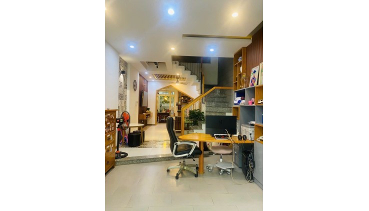 SIÊU PHẨM 4 TẦNG GÒ VẤP - XH ĐỔ CỬA - 75M2  - CHỈ 7 TỶ HƠN TÍ