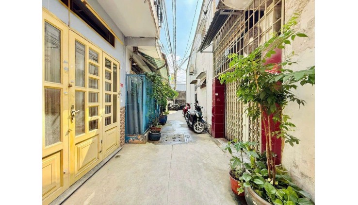 NHÀ MỚI Ở NGAY -  2 TẤNG - PHƯỜNG 16 GÒ VẤP - 30M2 - CHỈ NHỈNH 4 TỶ TÍ XÍU