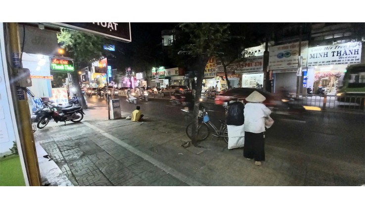 CHO THUÊ MẶT BẰNG ĐƯỜNG TRƯỜNG CHINH, TÂN BÌNH - DT 40M2 - CÓ VỈA HÈ LỚN - KHÔNG CHUNG CHỦ