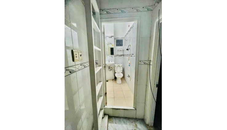 Kinh Đô Thời Trang Võ Văn Ngân, THủ Đức, HXH, DTSD 80M2, HDT 8tr, Giá Chỉ 3 ty.