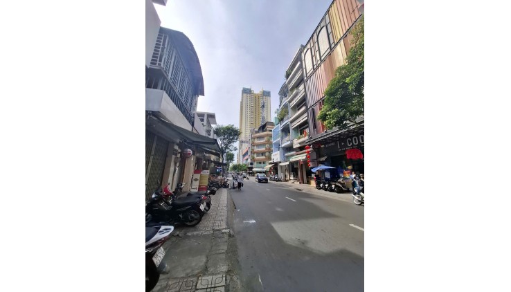 BÁN NHÀ MẶT PHỐ NGUYỄN TRÃi P14 Q5 - 222m2 NGANG SIÊU HIẾM 5.7M NỞ 9.6M DÀI 31M - GIÁ 50 TỶ