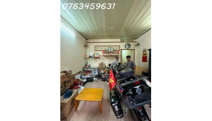 NTK-25.1-327
ngôi nhà bán –Hẻm 4 m–Thoại Ngọc Hầu- Tân Phú-60m2-3 Phòng ngủ