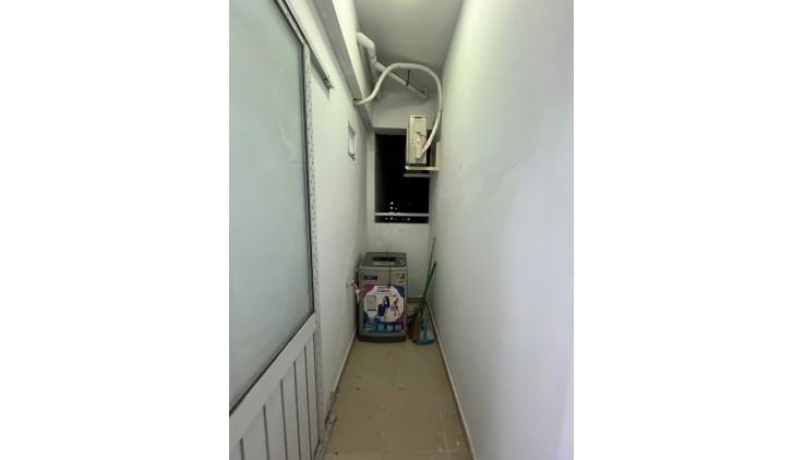 Cho thuê chung cư Bình Chánh, Mặt tiền Nguyễn Văn Linh. 2PN-2WC đủ nội thất giá 4,5tr/tháng. ở ngay