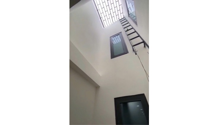 BÁN NHÀ 4 TẦNG CHO THUÊ 21 TRIỆU, ĐƯỜNG TRẦN BÌNH TRỌNG Q10, 50M2, HXH GIÁ 8.5 TỶ