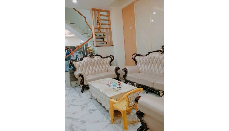 BÁN NHÀ GIÁ TỐT 4 TẦNG  MẶT PHỐ HỒNG BÀNG  P9 Q6 NGANG 4.7 M X 23M GIÁ 16 TỶ TL