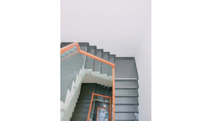 BÁN NHÀ GIÁ TỐT 4 TẦNG  MẶT PHỐ HỒNG BÀNG  P9 Q6 NGANG 4.7 M X 23M GIÁ 16 TỶ TL