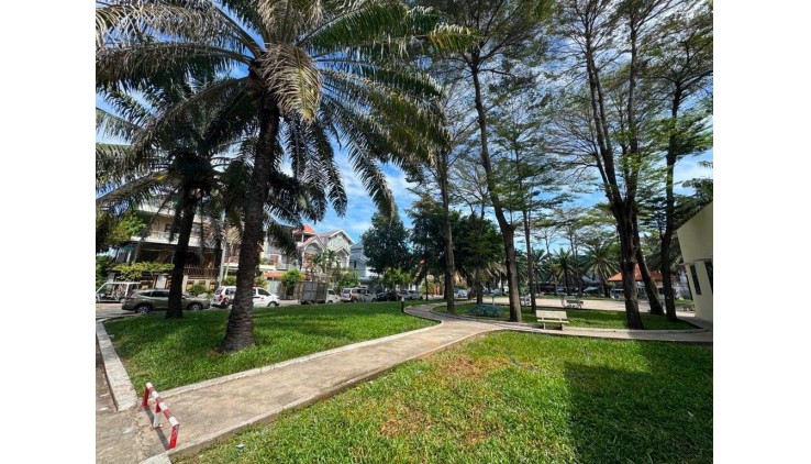 BÁN NHÀ MẶT TIỀN NỘI BỘ VIEW CÔNG VIÊN - Vị Trí Tại Phường Bình Trị Đông B, Bình Tân, HCM