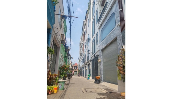 BÁN NHÀ GÒ VẤP, 40M2, Ô TÔ NGỦ TRONG NHÀ, 5 TẦNG, NHỈNH 6 TỶ.