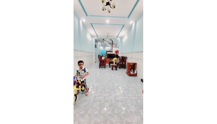Bán gấp nhà Hương Lộ 2 gần ngã tư 4 xã  HXH vào nhà 80m2 ,3 Tầng Nhỉnh 5 tỷ