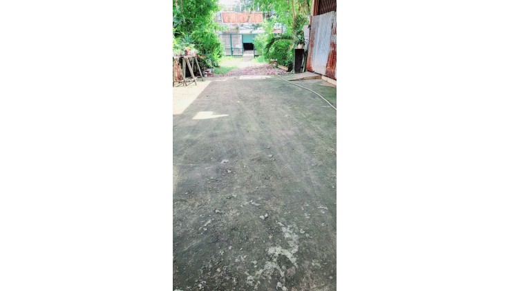 Bán gấp nhà Hương Lộ 2 gần ngã tư 4 xã  HXH vào nhà 80m2 ,3 Tầng Nhỉnh 5 tỷ