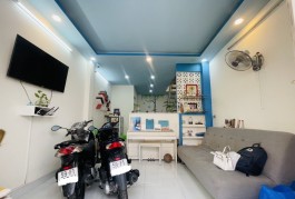 Bán nhà DT (4.1x8)m, Sát mặt tiền, Đường Phan Thị Hành, Q. Tân Phú
