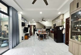 Bán gấp nhà HXH NGUYỄN TRỌNG TUYỂN 7 phòng cho thuê 30tr.