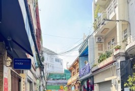 Nhà Hẻm Ôtô Đường Đoàn Thị Điểm Quận Phú Nhuận Phường 1.