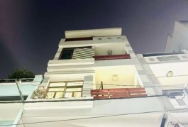 Nhà Hẻm Ôtô Đường Cách Mạng Tháng 8 Quận 10 Phường 13.