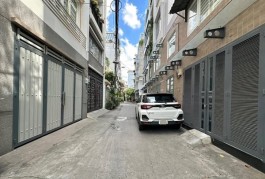 Nhà Hẻm Ôtô Đường Hồ Biểu Chánh Quận Phú Nhuận Phường 11.