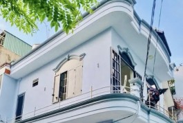 GIÁP AEON - HẺM TẢI TRÁNH THÔNG - 30M NGANG 5 - 2 TẦNG 3 PN - FULL NT NHỈNH 3 TỶ