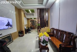 Bán nhà 3 tầng, 71m2, mặt tiền 4.2m, 8.1 tỷ tại đường 7, Linh Trung, sổ hồng đã hoàn công