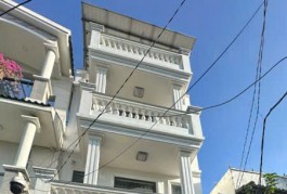 NHÀ BÁN GIÁ RẺ, 4 PN, NGANG 5, DÀI TẬN 14M, HẺM 5M GẦN CHỢ, ALO E XEM NHÀ NGAY 0333295552