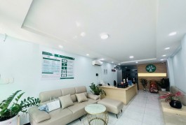 Bán nhà mặt tiền kinh doanh Ba Tháng Hai, P12, Q11, 81m2. 3 tầng, giá rẻ