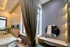 **Bán nhà mặt tiền đường Sơn Hưng phường 12 Tân Bình; 4x14, 4 tầng đẹp