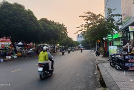 Bán nhà HXHTân Hương-Tây Sơn, Q.TP 80m2 7M- SÁT MT- 3T- ST GIÁ Chỉ 5 tỷX