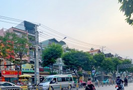 Mặt tiền lô nhì Tạ Quang Bửu 4x22 nở hậu 6 chỉ 12 tỷ 7