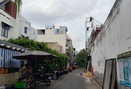 Bán gấp nhà HXH Tân Sơn Nhì, QTân Phú, 59m2, 3 tầng mới, gần MT, chỉ 5 tỉ xíu