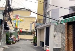 Nhà nguyên căn đối diện chợ Hạnh Thông Tây,đường Quang Trung, Phường 11, Gò Vấp 10 triệu.