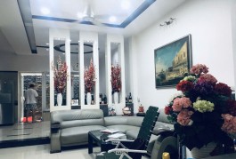 Bán nhà Mặt Tiền khu Cao Lổ , phường 4 ,Q8 , 
4 lầu, 5PN ,  6x18 chỉ 18,5 tỷ