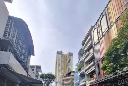 BÁN NHÀ MẶT PHỐ NGUYỄN TRÃi P14 Q5 - 222m2 NGANG SIÊU HIẾM 5.7M NỞ 9.6M DÀI 31M - GIÁ 50 TỶ