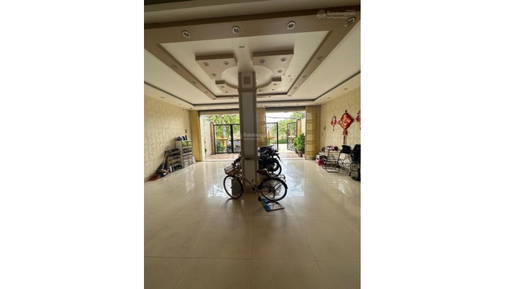 Mặt tiền 4 tầng 160m2 ngang 8m - đường 20m Cao Lỗ Quận 8 ngay AEON - chỉ 2x tỷ