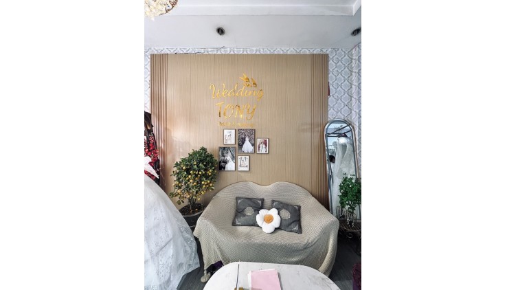 Mặt tiền Tùng Thiện Vương 3.4x21 sổ riêng chỉ 18 tỷ 5