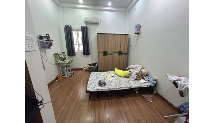 Mặt tiền Phú Định 3.8x23 đúc 4 tầng chỉ 9 tỷ 2