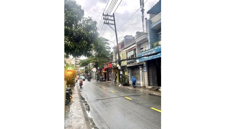 HXH thông Nguyễn Cửu Đàm, P.TSN 4,5x20m2 1T1L thu nhập 25tr giá 6 tỷ..