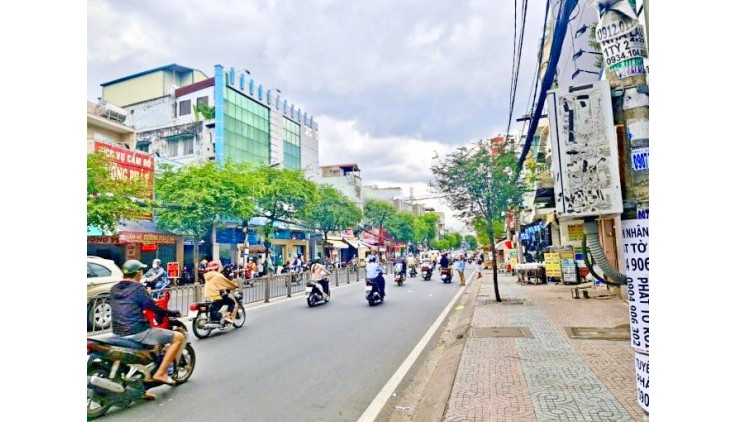 Mặt tiền Tùng Thiện Vương 3.4x21 sổ riêng chỉ 18 tỷ 5