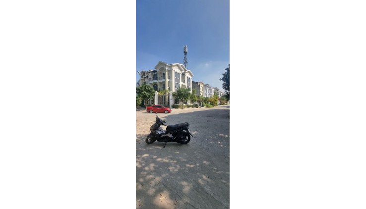 BIỆT THỰ GÓC - ĐẶNG THÙY TRÂM, BÌNH THẠNH - NGANG CHUẨN 10M - ĐƯỜNG NHỰA 20M