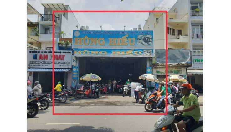 - Hàng Hiếm Ngang 8.4.m Mặt tiền kinh doanh sầm uất  Hùng Vương Quận 10 Sát Vách Quận 5