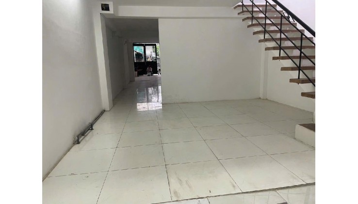Hẻm thông ôtô trong nhà. 2 Tầng, 91M2.Tthu nhập 144t/nam Trung tâm quận Q7, Chỉ 7.5Tỷ.