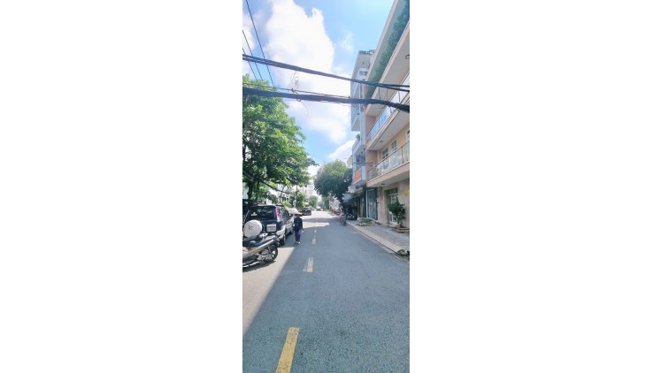 5x20m mặt tiền đường số P Tân Phú - khu chợ Tân Mỹ Q7 - 2 tầng - giá 9.x tỷ